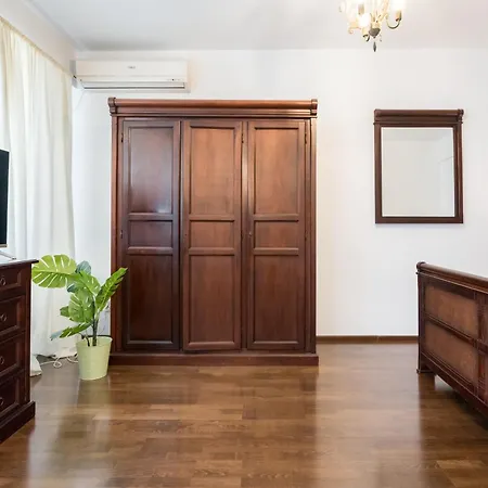 Apartment Ultracentral Romana Bucharest